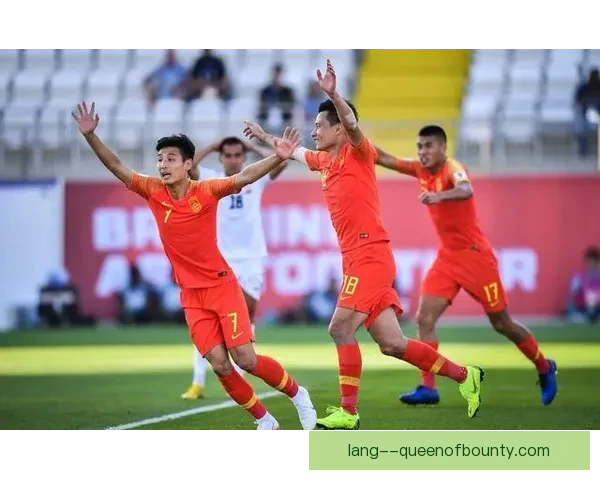 从亚洲杯赛场看中场控制力对比赛走势的决定性影响解析战术层面